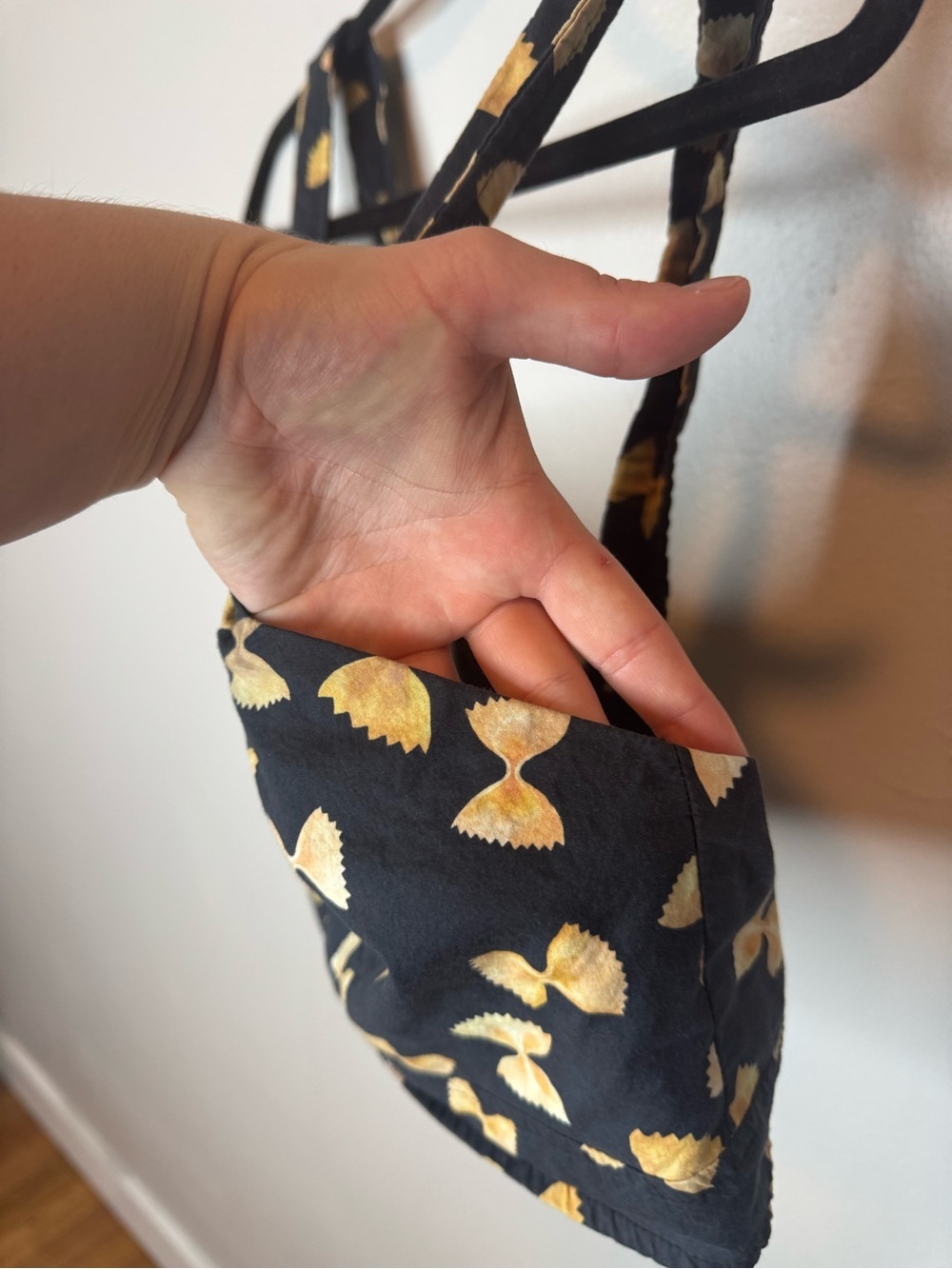 Rachel Antonoff Antonia Cropped Top in Farfalle Pasta Print Black RARE - Picture 7 of 10